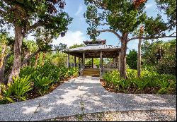 650 Gulf Bay Rd, Longboat Key, FL 34228