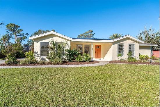 5868 Denison Dr, Venice, FL 34293