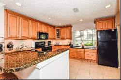 230 Cerromar Way S #37, Venice, FL 34293