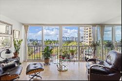 435 S Gulfstream Ave #604, Sarasota, FL 34236