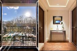 Golden Triangle - Luxurious Pied-a-Terre