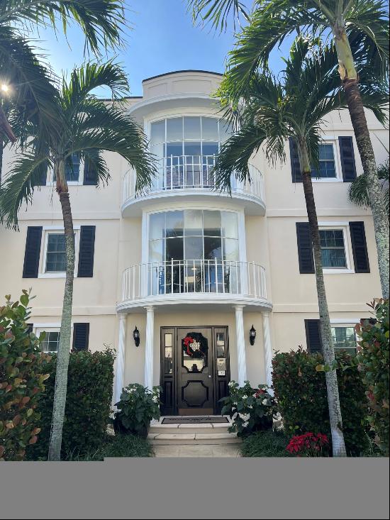 226 Brazilian Avenue 3B In Palm Beach, Florida