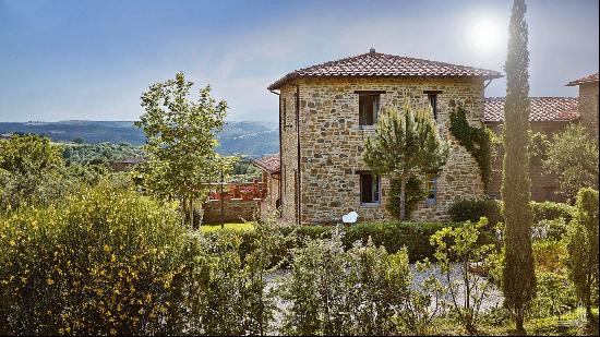 Piazza Apartment in Piegaro, Perugia, Umbria