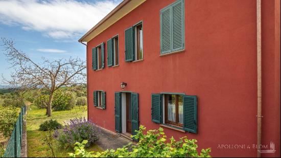 The Casa Rosa with garden, Vaiano,Castiglione del Lago,Perugia-Umbria