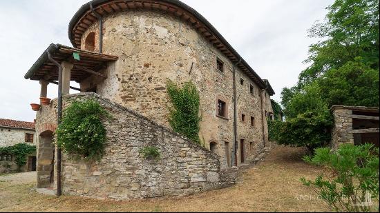 Benedictine Medieval Abbey with annex, Poppi, Arezzo - Tuscany 