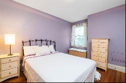 37 Lee Street, Cambridge, MA 02139