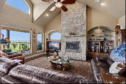 Gorgeous Canyon Lake Home!