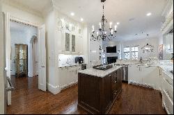 Beautiful Completely Renovated Townhome in the Heart of Buckhead