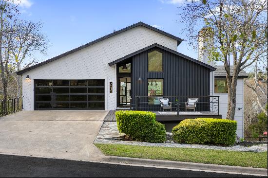  Beautifully Reimagined Home in a Lovely North West Neighborhood