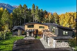 Newly Constructed Luxury Home in the Aspens