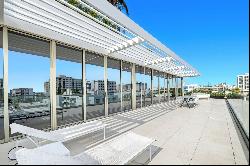 300 Collins Ave,Miami Beach, FL, 33139