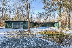 A Mid-Century Retreat in Princeton