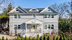 254 Overlook Drive, Aquebogue, NY 11931