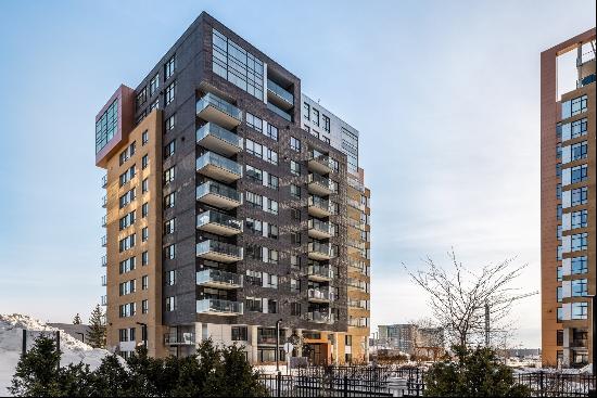 Laval (Chomedey) Residential