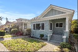  Craftsman Gem in the Heart of Berkeley