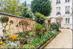 Sale - Apartment Paris 5th (Val-de-Grâce)