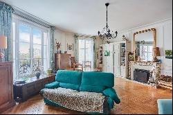 Paris 16th District – An elegant 5-bed family apartment