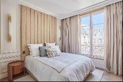 Paris 16th District – A luxurious pied a terre