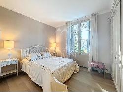 Cap d'Antibes East Side - Sea View Apartment in the Heart of a Belle epoque Villa