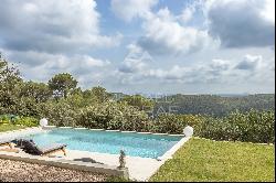 Close to Saint-Paul-de-Vence - Beautiful contemporary style property in a residential area