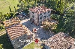 COUNTRYSIDE VILLA FOR SALE IN ANGHIARI, TUSCANY