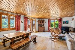 Spacious family chalet, billiard room, carnotzet, panoramic views