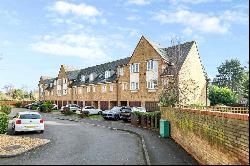 Gatcombe Mews, Ealing, London, W5 3HF