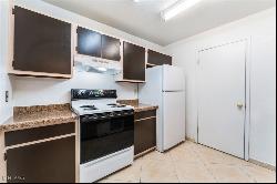 6750 Del Rey Avenue Unit 122, Las Vegas NV 89146