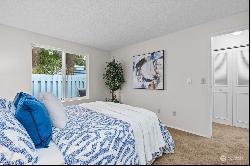 4300 NE Sunset Boulevard #C8, Renton WA 98059