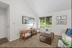 4300 NE Sunset Boulevard #C8, Renton WA 98059