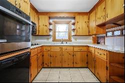 30 Reservoir St, North Attleboro MA 02760