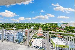 2600 SW 27th Ave Unit PH04, Miami FL 33133