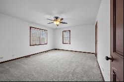 38W351 Foxwood Lane, St. Charles IL 60175