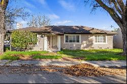 1317 Oakwood Drive, Modesto CA 95350