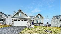 615 Coughton Cross Dr, Lancaster Twp PA 16037