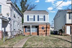 318 Maple Avenue, Newport News VA 23607