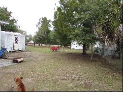 64 W Live Oak Avenue, Defuniak Springs FL 32435