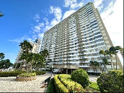 1985 S Ocean Drive #15b, Hallandale Beach FL 33009