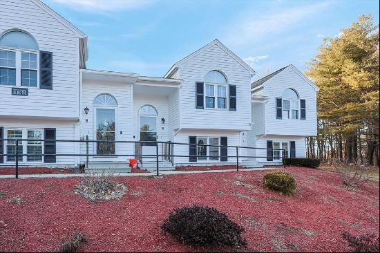 118 Riverview Pl #D, Southbridge MA 01550