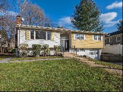 25 Jackson Street, Glen Cove NY 11542