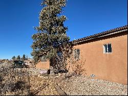 3 Llama Rd, El Prado NM 87529