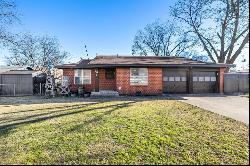 709 Lilly Street, Cleburne TX 76033