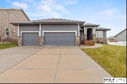 11910 S 212th Street, Gretna NE 68028