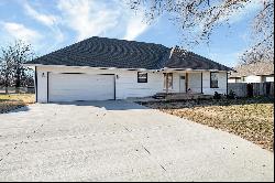 115 N Lincoln St, Cheney KS 67025