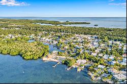 9 Gulf Dr, Key Largo FL 33037