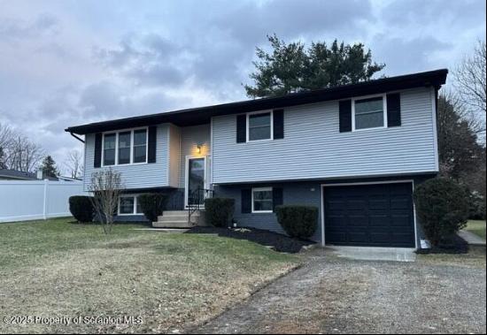 3907 Wylam Avenue, Moosic PA 18507