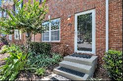 1101 Downs Blvd Unit B104, Franklin TN 37064