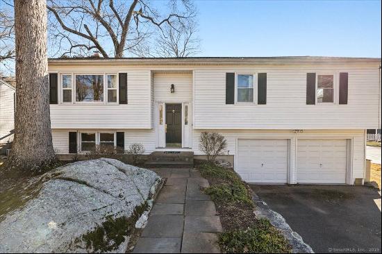 65 Willard Terrace, Stamford CT 06903