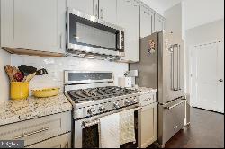 1951 Reston Valley Way Unit 4, Reston VA 20191