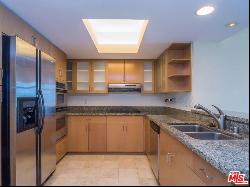 13700 Marina Pointe Drive Unit 420, Marina Del Rey CA 90292